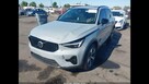 Volvo XC 40 Bogata wersja wyposażenia / AWD / B5 / niski przebieg - 3