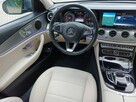 Mercedes E 220 - 13