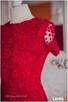 Czerwona koronkowa sukienka ołówkowa midi z krótkim rękawem - 8
