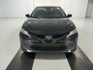 Toyota Camry Hybrid XLE - 2