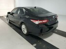 Toyota Camry Hybrid XLE - 6