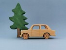 Drewniany model samochodu Trabant- drewniana zabawka - 5