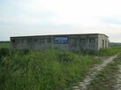 sprzedam działkę z budynkiem + maszt tel. komórkowej