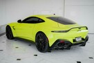 Aston Martin V12 Vantage Vantage - 8