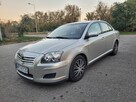 Toyota Avensis 1.8 benzyna super stan - 8