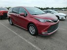 Toyota Sienna XLE - 3