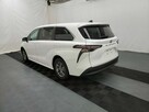 Toyota Sienna LE - 6