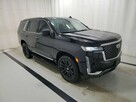 Cadillac Escalade Luxury - 3