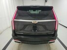 Cadillac Escalade Luxury - 5