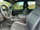 Chevrolet Suburban RST - 9