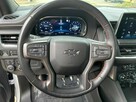 Chevrolet Suburban RST - 11
