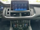 Chevrolet Suburban RST - 12