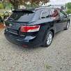 Avensis Benzynka - 3