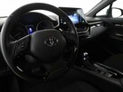 Toyota C-HR hybryda navi kamera grzane fotele Bluetooth ACC - 13