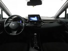 Toyota C-HR hybryda navi kamera grzane fotele Bluetooth ACC - 14