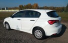 Lśniący Fiat Tipo - 2