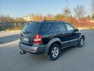 Kia Sorento 2.5 Crdi 4x4 manual - 3