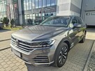 Volkswagen Touareg 3.0 TDI 286KM. Wentylacja. ACC. Hak. Kamery 360. Gwarancja. - 1