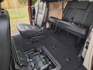Chrysler Town & Country - 12