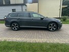 Volkswagen Passat - 13