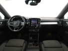 Volvo XC 40 FV23 2.0 B4 Core Automat Tempomat Grzana Kierownica Fotele Kamera LED - 15