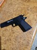 Pistolet dla kolekcjonera jak na zdjęciach. - 2