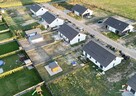 Kolejna połowa bliźniaka ocieplona w Janczewie