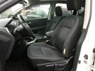 Nissan Qashqai 2.0 4X4, Klimatronic 2-stref, Hak, Ele szyby 4x, Ele Lusterka - 14
