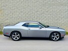 Dodge Challenger - 8