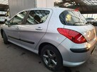 Peugeot 308 - 8