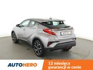 Toyota C-HR niski przebieg grzane fotele kamera ACC - 4