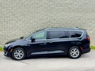 Chrysler Pacifica - 8
