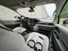 Chrysler Pacifica - 10