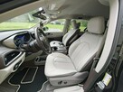 Chrysler Pacifica - 11