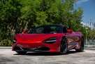 McLaren 720S z Californii