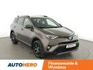 Toyota RAV-4 4x4 półskóra navi kamera grzane fotele LED asystenci Bluetooth - 10