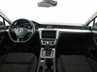Volkswagen Passat 4x4 DSG panorama navi klima auto grzane fotele czujniki parkowania hak - 15