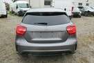 Mercedes A 220 - 6