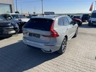Volvo XC 60 B4 AWD Skóra Kamera Harman/Kardon - 4