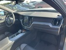 Volvo XC 60 B4 AWD Skóra Kamera Harman/Kardon - 8