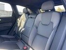 Volvo XC 60 B4 AWD Skóra Kamera Harman/Kardon - 9
