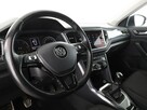 Volkswagen T-Roc Navi Czujniki parkowania Klimatyzacja Podgrzewane fotele Bluetooth - 14