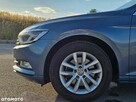 Volkswagen Passat - 12