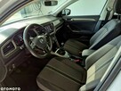 Volkswagen T-Roc - 11