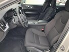 Volvo V60 Momentum Pro 2.0 B3 163KM automat 2022 r., salon PL, I wł., f-a VAT - 12