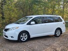 Toyota Sienna 3.5 LE V6 FWD - 4