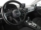 Audi A3 PHEV LED klima auto czujniki parkowania grzane fotele - 14
