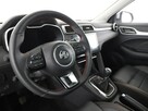 MG ZS Luxury skóra niski przebieg panorama navi kamera grzane fotele tempoma - 14