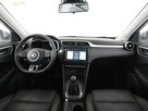 MG ZS Luxury skóra niski przebieg panorama navi kamera grzane fotele tempoma - 15