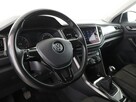 Volkswagen T-Roc navi klima auto grzane fotele czujniki parkowania - 14